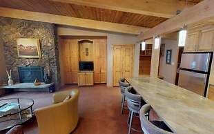 Slopeside 1 Bedroom Gold at Golden Peak in Vail