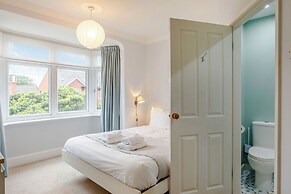 11 Beech Road