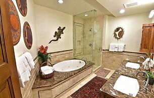 Slopeside 3 Bedroom Platinum-rated Residence at Golden Peak, Steps to 