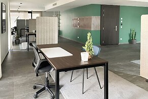 Icon H 304 Suite Micro-living