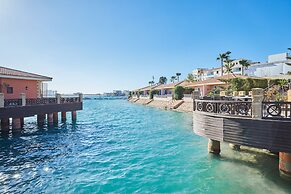 Golden Ocean Marina Hotel