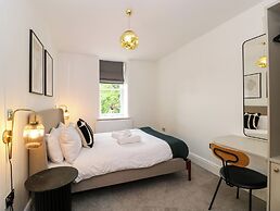 The Violet Suite Stone Cross Mansion