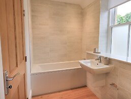 The Violet Suite Stone Cross Mansion