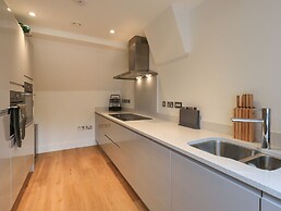 The Violet Suite Stone Cross Mansion