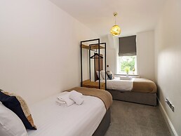 The Violet Suite Stone Cross Mansion