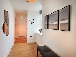 The Violet Suite Stone Cross Mansion