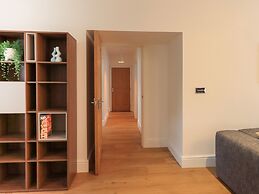 The Violet Suite Stone Cross Mansion