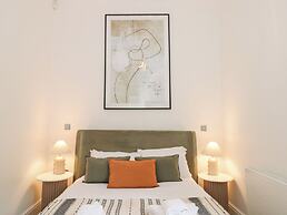 The Elizabeth Suite Stone Cross Mansion