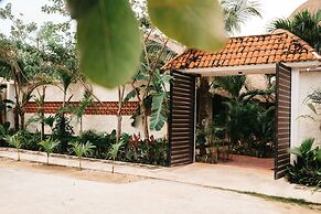 Hotel Lechuga de Mar Tulum with Pool and Beach Club Access