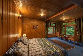 Pine Park Edge Resort Khanian