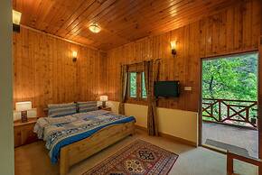 Pine Park Edge Resort Khanian