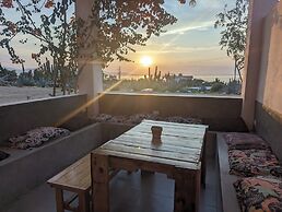 La Ventana Hostel and Hotel