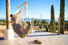 La Ventana Hostel and Hotel