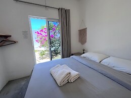 La Ventana Hostel and Hotel