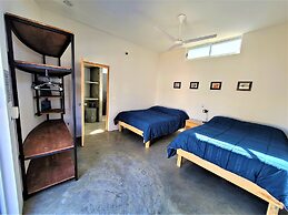 La Ventana Hostel and Hotel