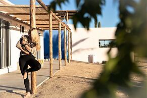 La Ventana Hostel and Hotel