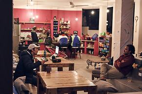 La Ventana Hostel and Hotel