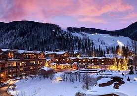 Slopeside 2 Bedroom Platinum-rated Residence at Golden Peak in Vail Vi