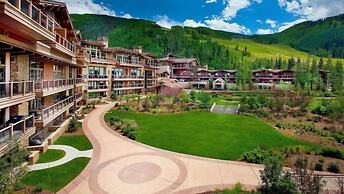 Slopeside 2 Bedroom Platinum-rated Residence at Golden Peak in Vail Vi