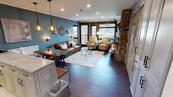 Slopeside 1 Bedroom Platinum-rated Residence at Golden Peak