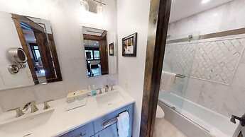 Slopeside 1 Bedroom Platinum-rated Residence at Golden Peak