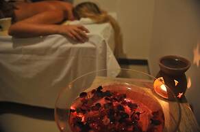 Triton Prestige Seaview and Spa