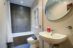 Tritoni harbour suites