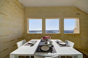 Tritoni harbour suites