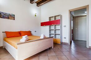 Charming Sea View Villa close to beach