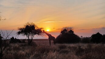 Amanya Star Bed Amboseli