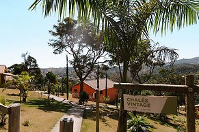 Alpha Ville Chalés
