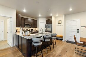 202 Clearwater Lofts 2 Bedroom Condo by RedAwning