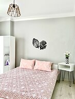 Perfect Lake view Entire Apartment