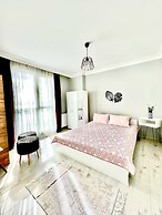 Perfect Lake view Entire Apartment