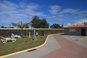 Parrots Village