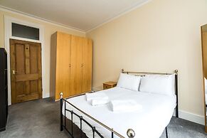 A Lovely, Bright and Airy, 3-bedroom Family Home