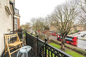 A Lovely, Bright and Airy, 3-bedroom Family Home