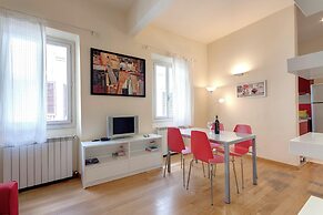 Bright and Comfortable Apartment in Florence S M Novella Area