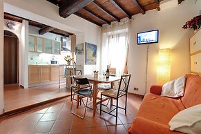 Bellismo Apartment for 4 People Santa Maria Novella Florence Center
