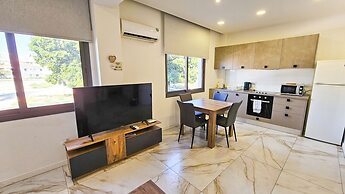 Mimi's Sunny Beach Apartment