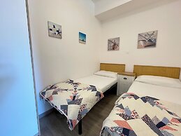 Fantastic Flat With Garden in Residence With Pool