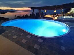 Magical View, Villa Asproneri, Kamena Vourla