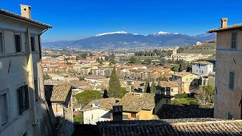 Central Spoleto 6 Guests apt With Terrace