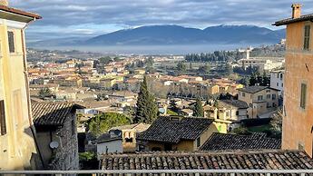 Central Spoleto 6 Guests apt With Terrace