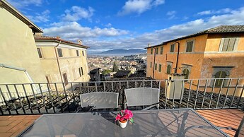 Central Spoleto 6 Guests apt With Terrace