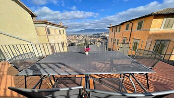 Central Spoleto 6 Guests apt With Terrace