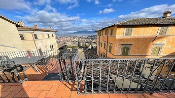 Central Spoleto 6 Guests apt With Terrace