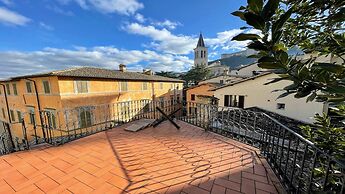 Central Spoleto 6 Guests apt With Terrace