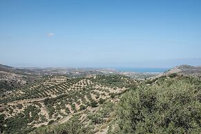 House With Private Pool, Isolated, Unique View
