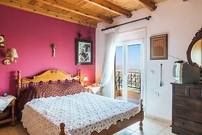 House With Private Pool, Isolated, Unique View